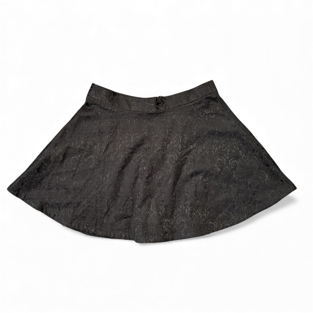 Forever 21 Black Jacquard Skater Mini Skirt Textured Flared Floral Womens Size M